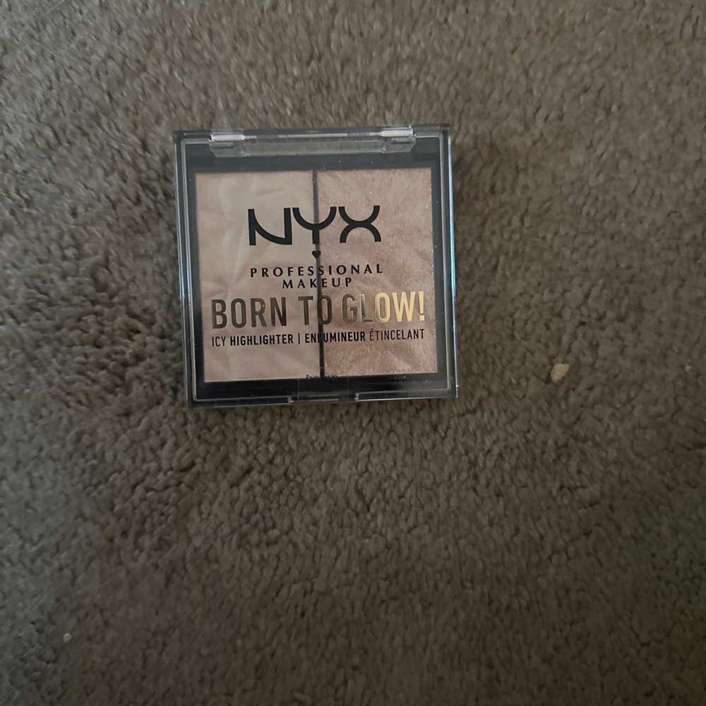 NYX Professional Makeup Born to Glow Highlighter - Icy Shade